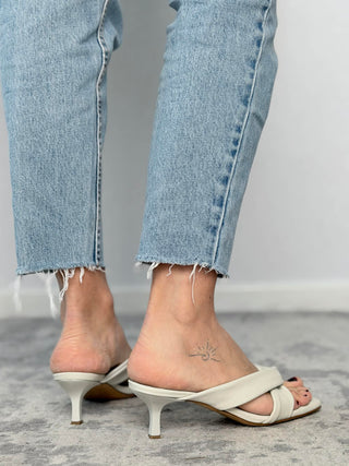 Leather mule sandal - Divine Follie