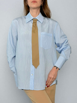 Camicia cravatta kontatto