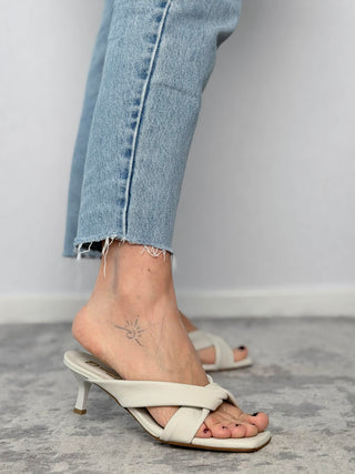 Leather mule sandal - Divine Follie