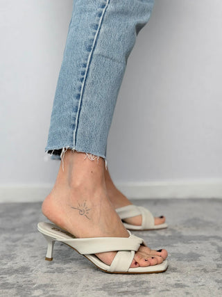 Leather mule sandal - Divine Follie