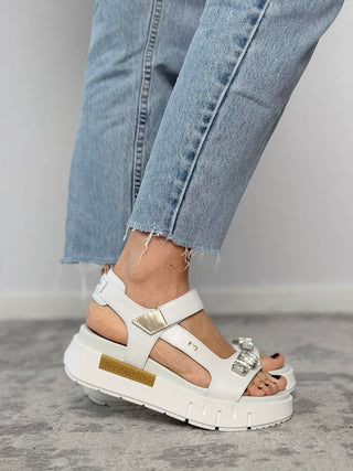 Leather high-sole sandal - Nero Giardini