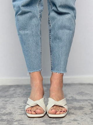 Leather mule sandal - Divine Follie