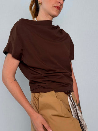 T-Shirt scollo obliquo