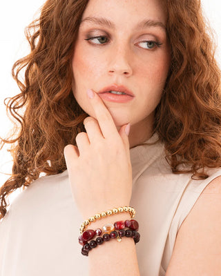 Bracciale multi filo con pietre tono rosso