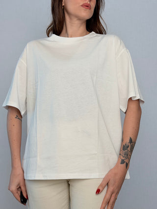 T-shirt over Susy Mix