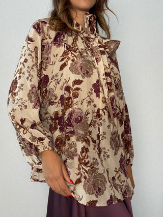 Camicia fiori con fiocco