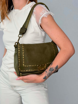 Borsa pelle con borchie Viola