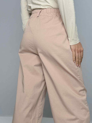 Trousers with Susy Mix handbag