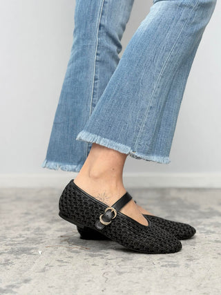 Ballerina intreccio Frau